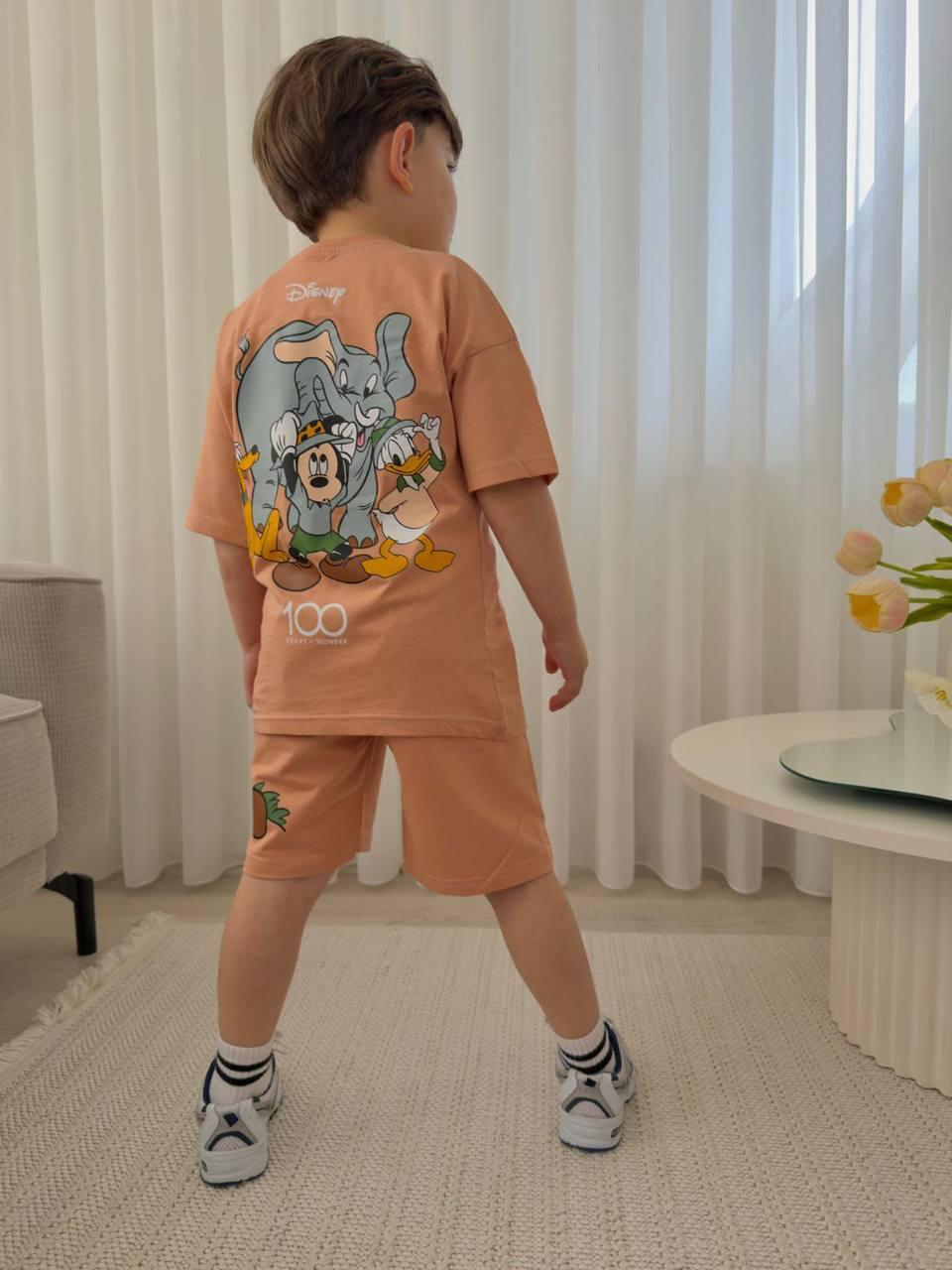 T-shirt and pant